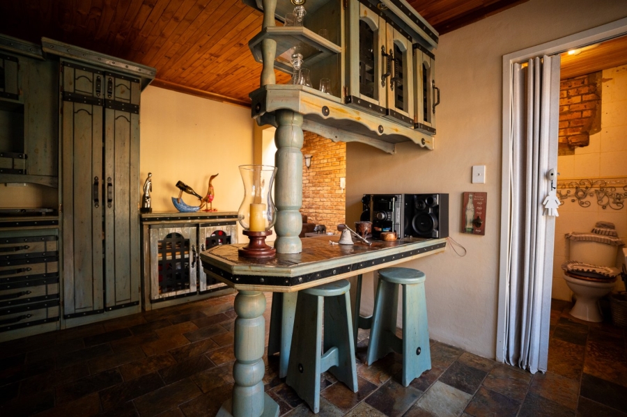 3 Bedroom Property for Sale in Flamwood North West